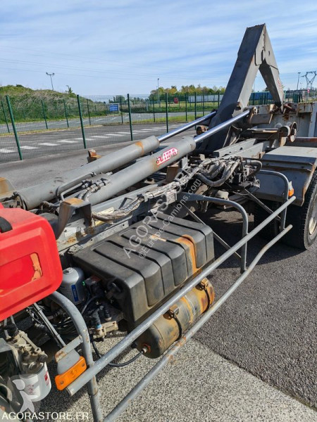 Camion Renault MIDLUM