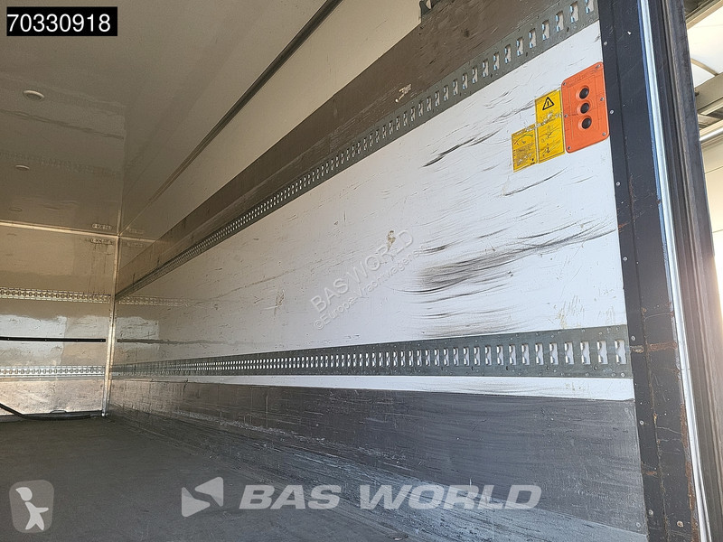 شاحنة Mercedes 1827 4X2 18tonner 2000kg...
