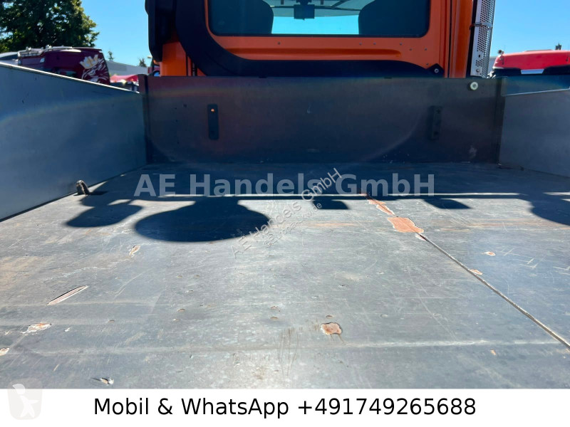 شاحنة Mercedes U423...