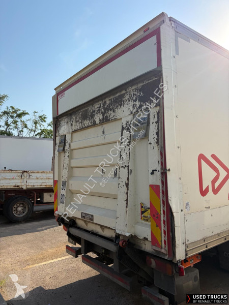 Camion Renault D Cab 2.1