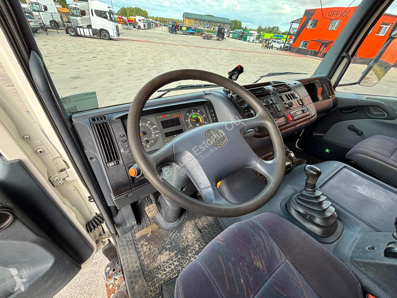 شاحنة Mercedes 1225 4x4 HIAB 088E-4 / PLATFORM...