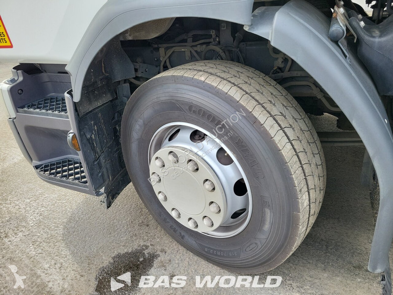 شاحنة Renault D D 320
