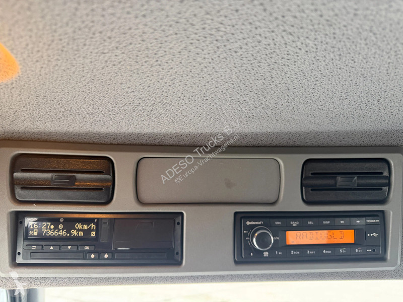 شاحنة Mercedes 1833 met Palfinger PK12000...