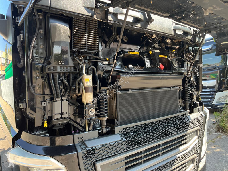 شاحنة Volvo 500  500 XL*6x2*Abrollkipper HYVA...