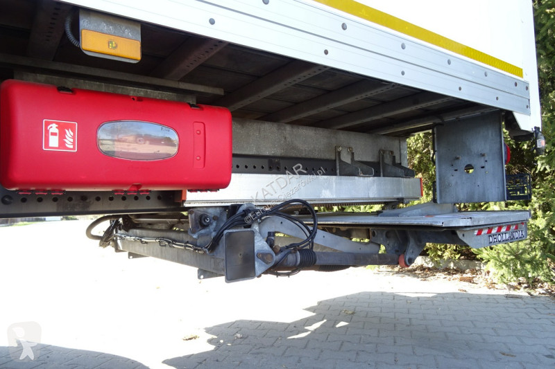 Camion Mercedes 1827 Euro6 kontener 21pal,...