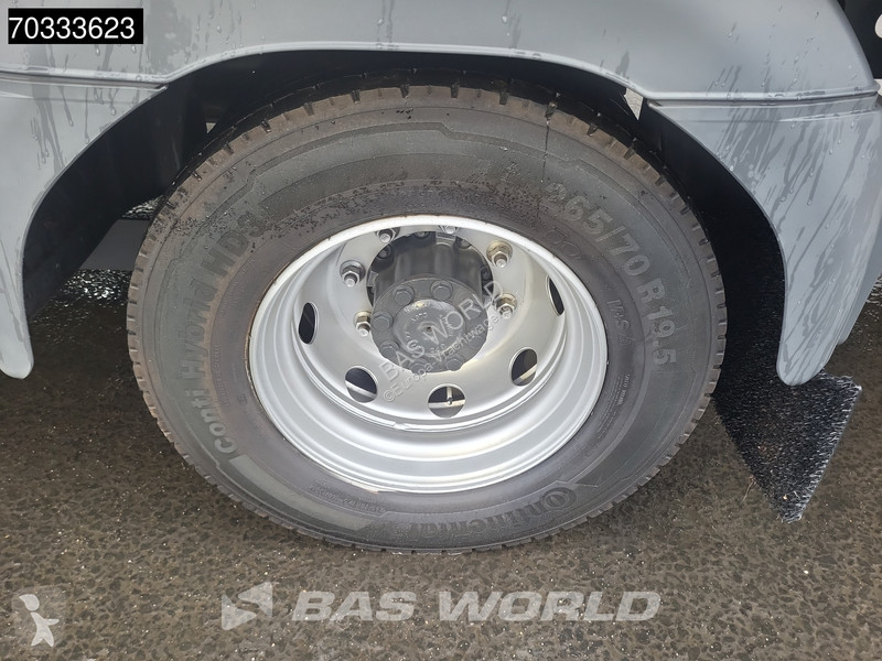 Camion Mercedes 1223 4X2 12tonner Automatic...