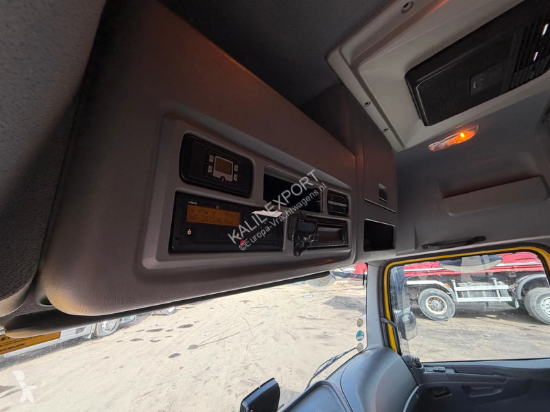 Camion Mercedes Chassis Cabine - Sleeping Cab -...
