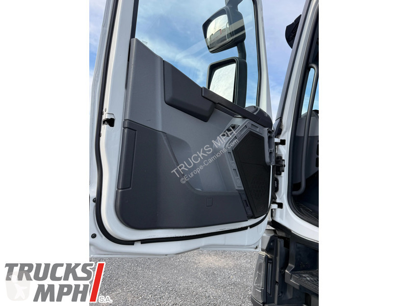 Camion Renault T380 6x2 Porte-boissons*Full...