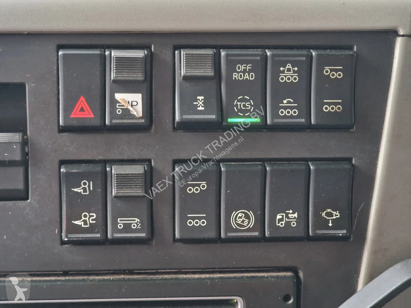 Vrachtwagen Volvo FM 420 8x2*6 - HMF 2120 K4...