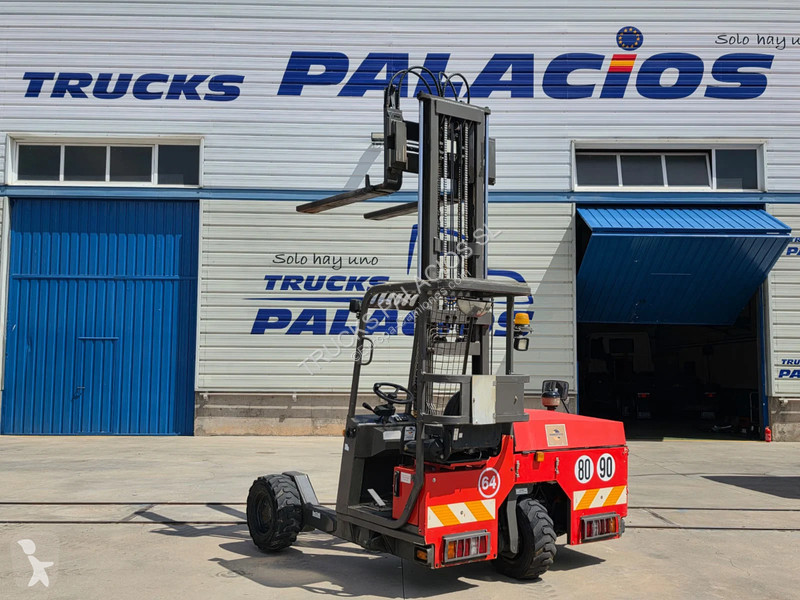 Camion Volvo FMX 8x4 Tridem