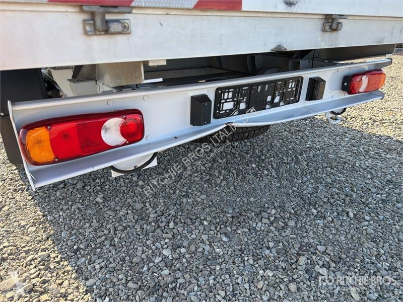 Camión Opel 2.2 103 KW PR PL L4 Curtain Side Truck
