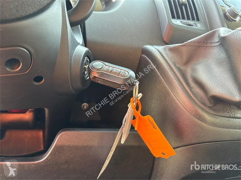 Camión Opel 2.2 103 KW KA L4H2