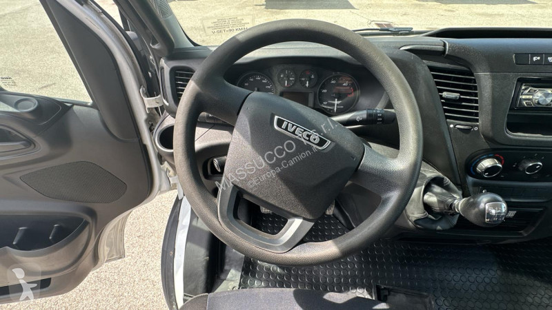 Camión Iveco DAILY 60-150 4x2