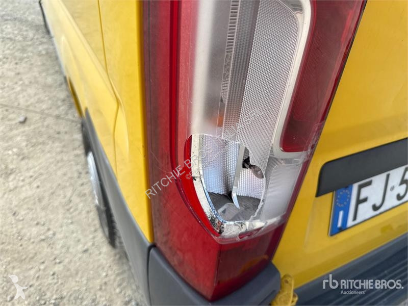 Вантажівка Fiat Van Truck