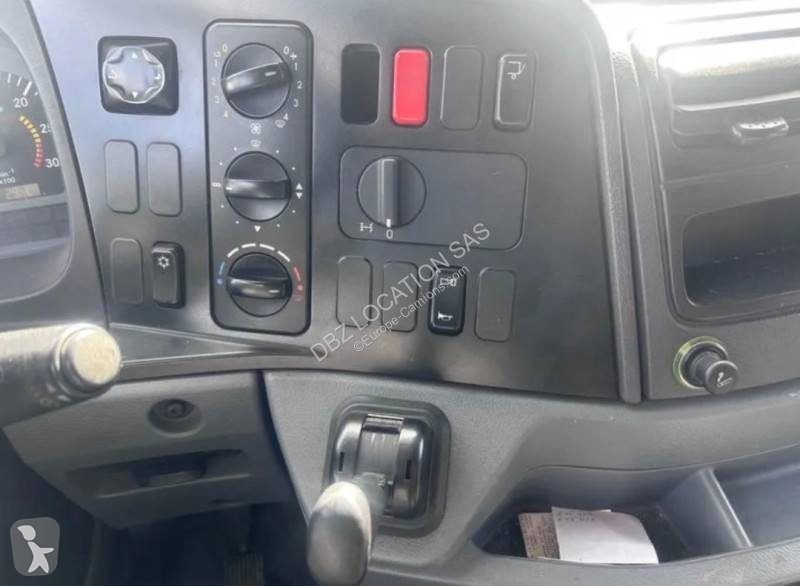 Mercedes 1833 truck