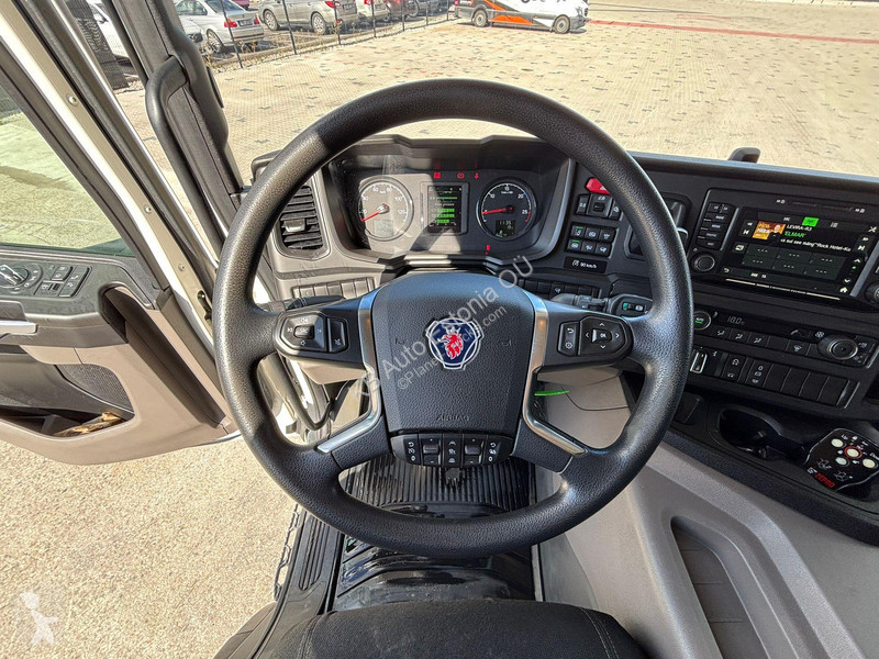 Camión Scania P 500 6x2*4 9 TON FRONT AXE /...