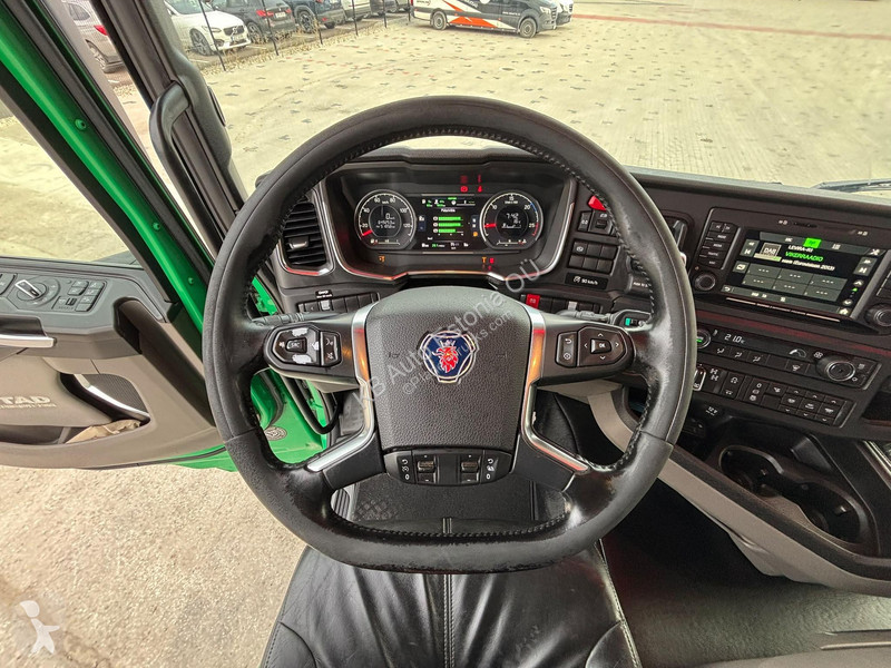 Camión Scania R 650 8x4*4 RETARDER / CHASSIS...