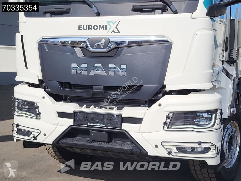 Camión MAN 35.510 8X4 47 mtrs SWAN TSP 47-5...