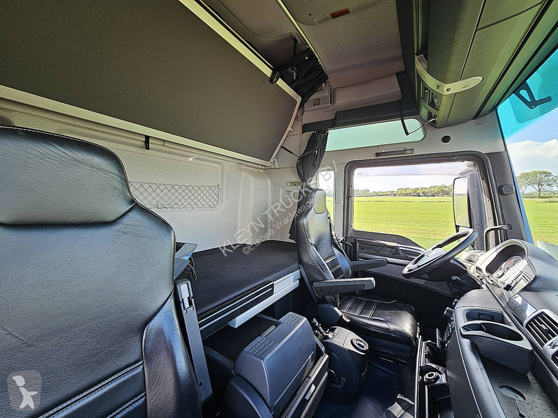 Camión MAN 26.560  6x2-4 Chassis