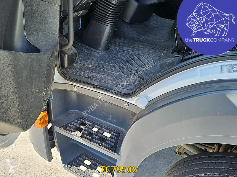 Camión Mercedes 1221