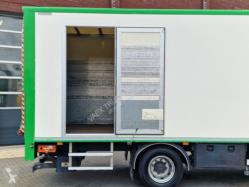 Camión Volvo 250 4x2 - Box - Loadlift - A/C -...