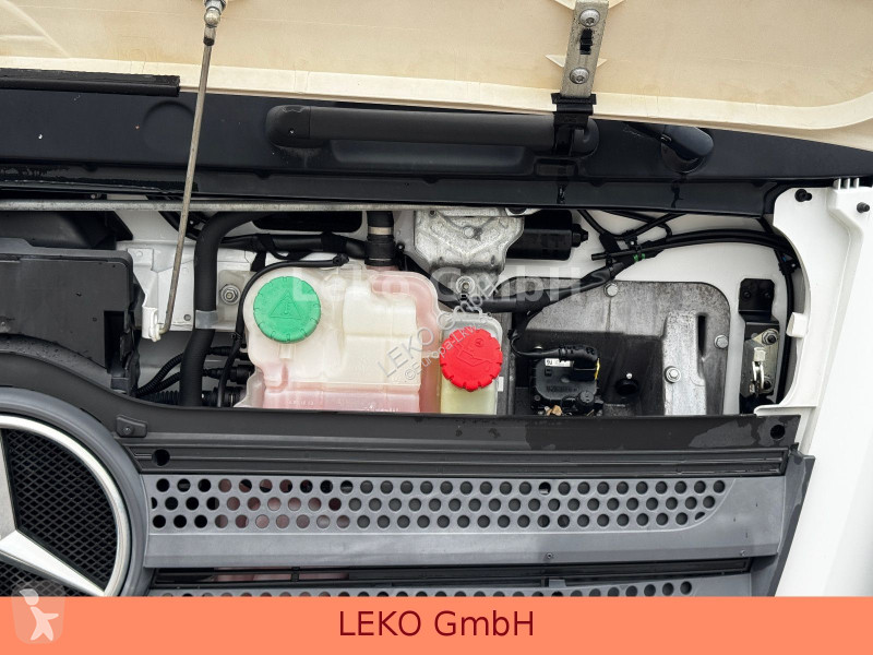 Kamion Mercedes 816 Mit Carrier Sp 750
