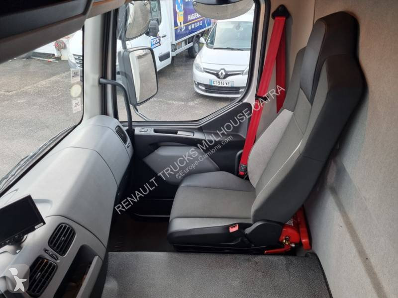 Kamion Renault 320.19 DTI 8