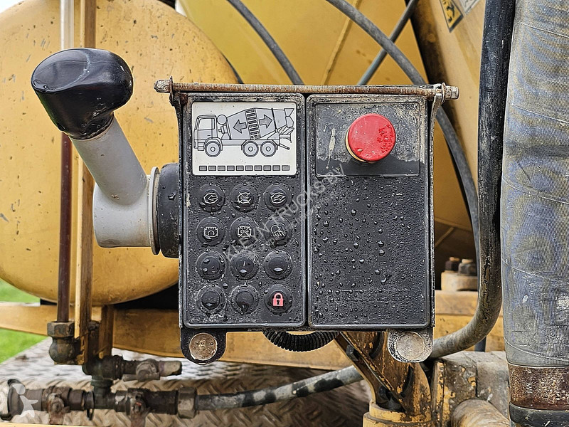 Kamion Mercedes 3240