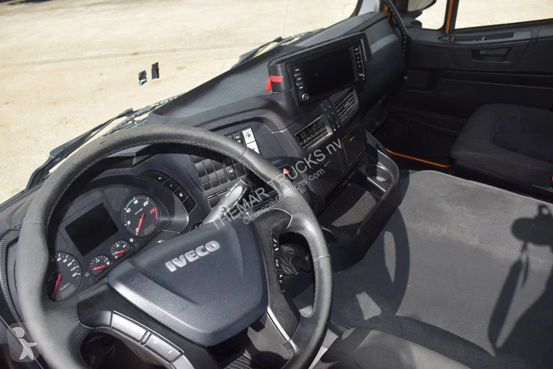 Camión Iveco 460 X-WAY