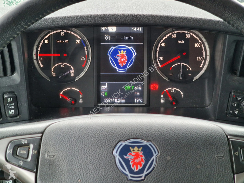 Camion Scania 320 4x2 - Bussbygg box - Full air...