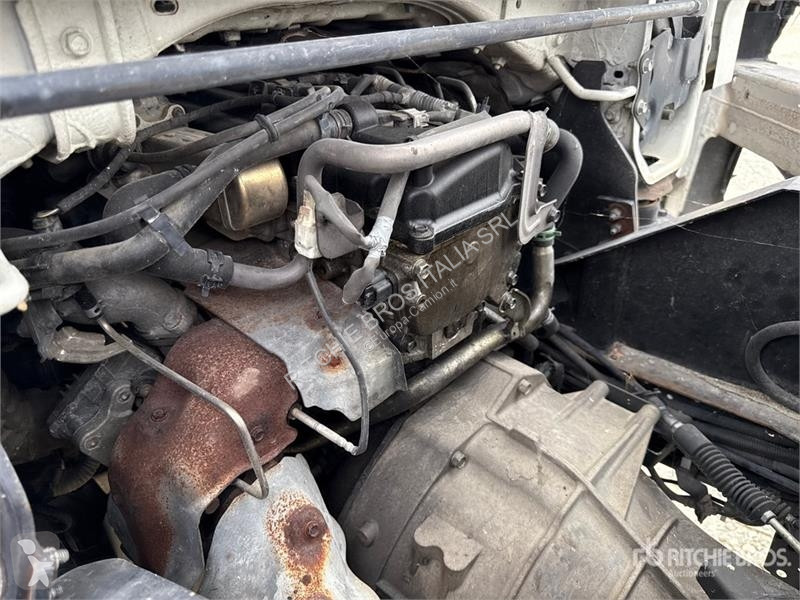 Camion  PNT205 NHD 18.1 m on Nissan Cabstar...