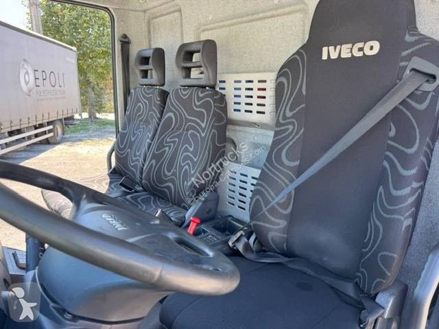 Camion Iveco 180E32