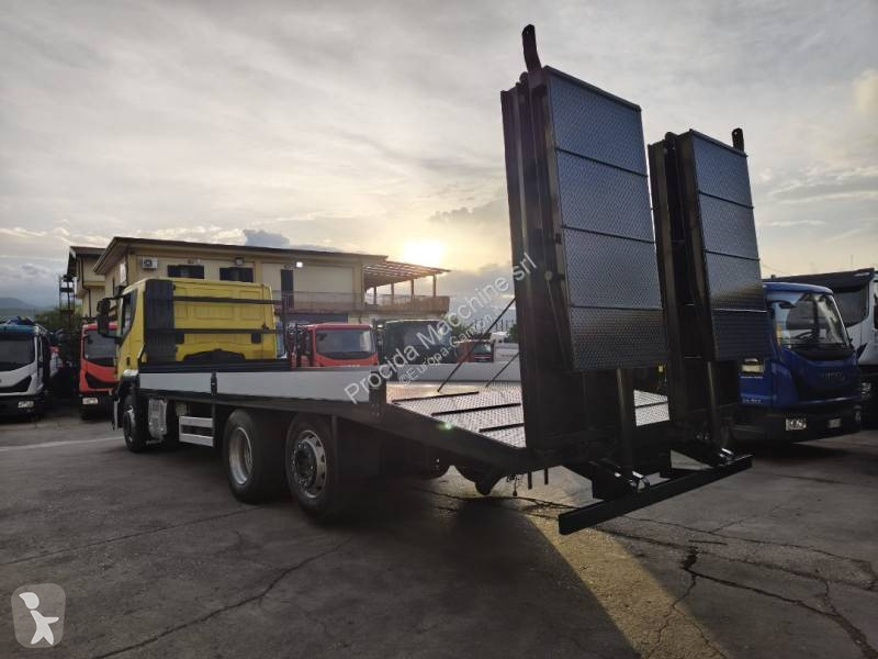 Camion Iveco 260 S 46