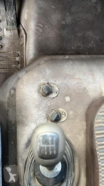 Camion Mercedes SK  (HELPER / AUXILAIRY /...