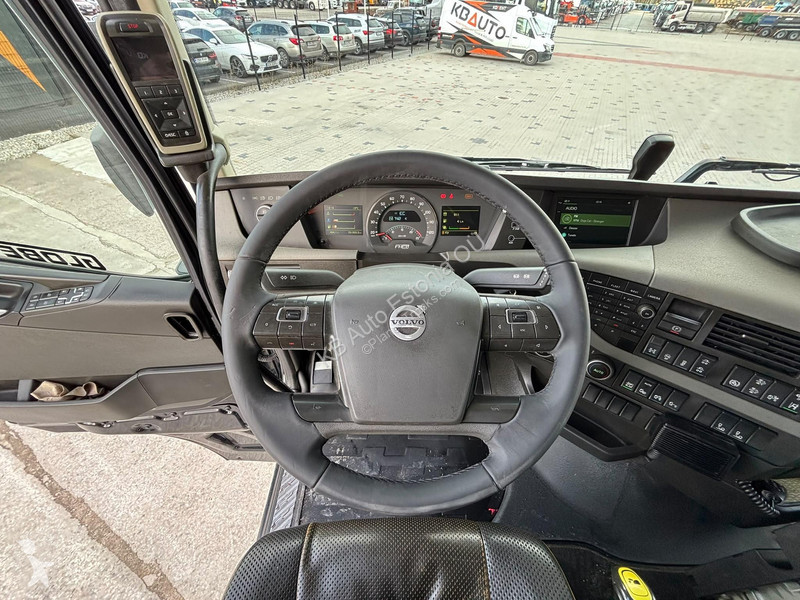 Volvo 750 6x4 EPSILON M110L83 / RETARDER truck