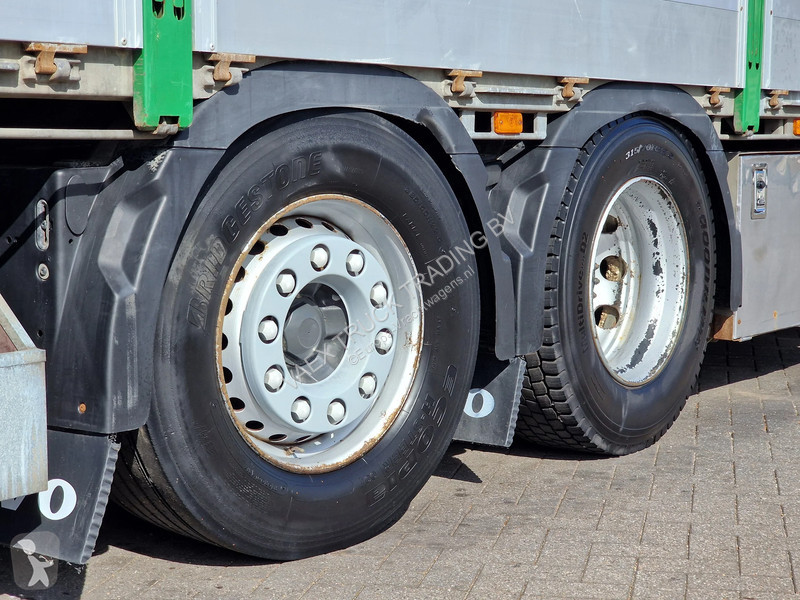 Camion Volvo FE 320 HMF 1620 -4k with rotator &...