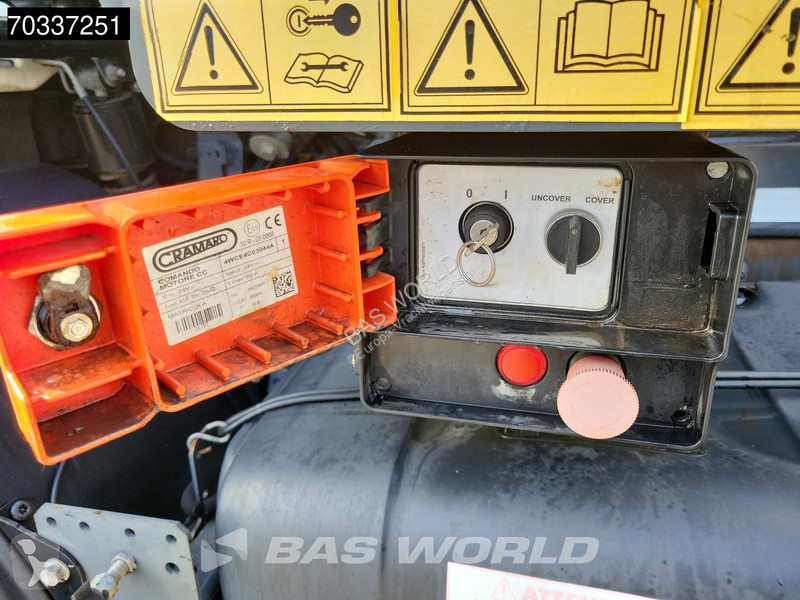 Camion DAF 450 8X4 19m3 tipper steel suspension...