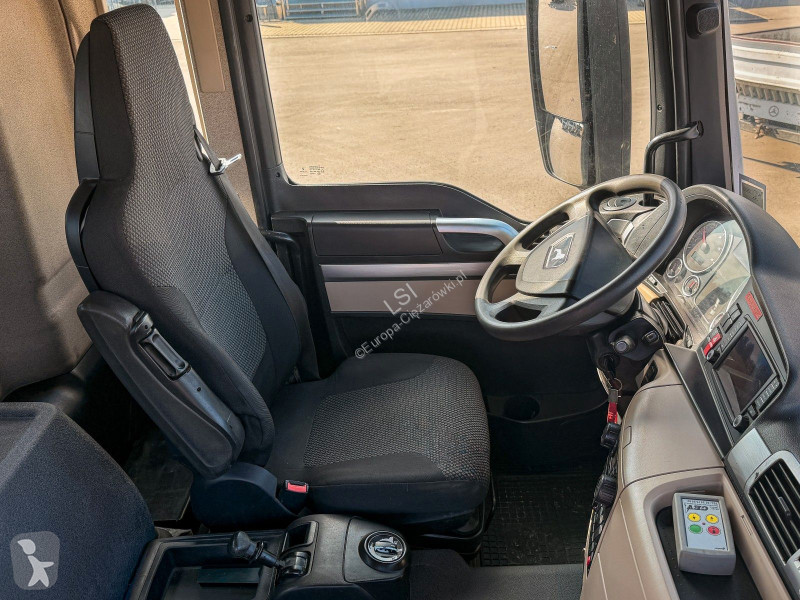 MAN 35.360 * Abschleppwagen 8,10 m * KRAN/...
