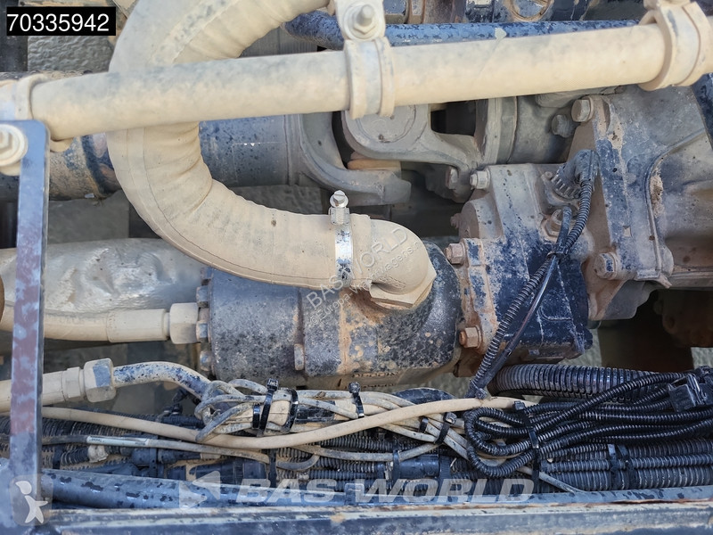 Iveco 410 8X4 Meiller tipper Steel suspension...