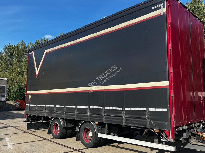 Грузовик DAF 6X2 EURO 6 + SLIDING ROOF + 2 AXLE...
