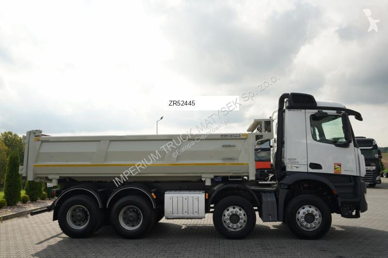 Грузовик Mercedes AROCS 3240 / 8x4 / WYWROTKA...