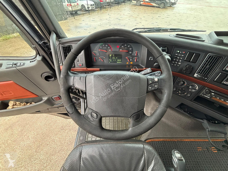 Camión Volvo 580 6x2 FOR SALE AS CHASSIS /...