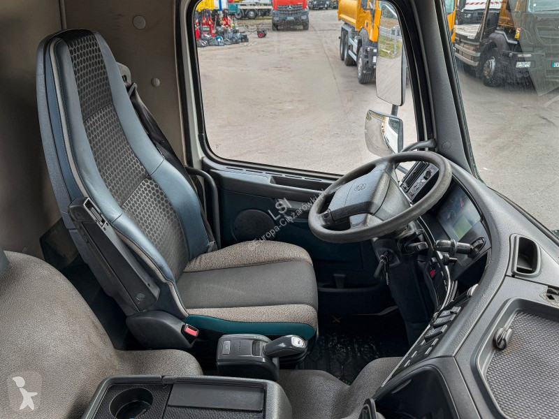 Lastbil Volvo 450 * Abrollkipper 5,30 m * 6x4...