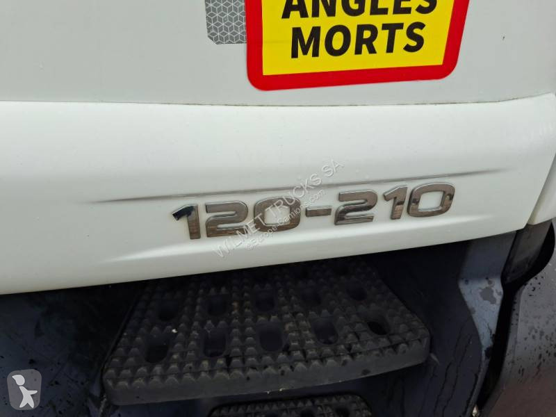 Iveco 120 E 21 truck