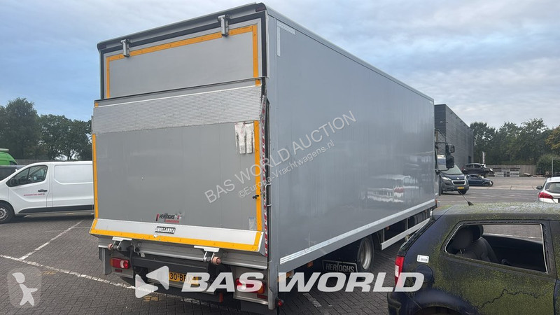 Camion Renault midlum