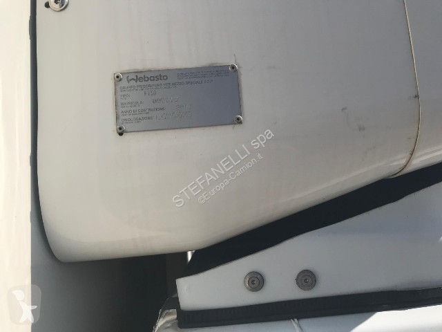 شاحنة Nissan NV 400 isotermico + frigo