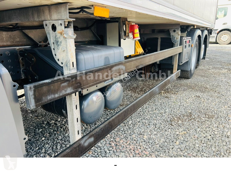 Teherautó Mercedes 2543 LL M CS...