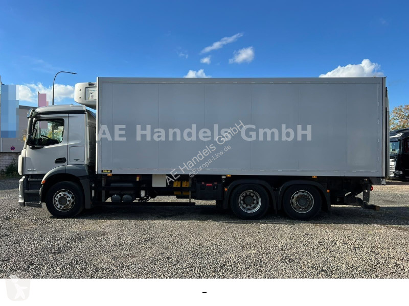 Teherautó Mercedes 2543 LL M CS...