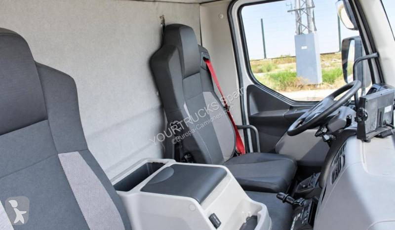شاحنة Renault 240
