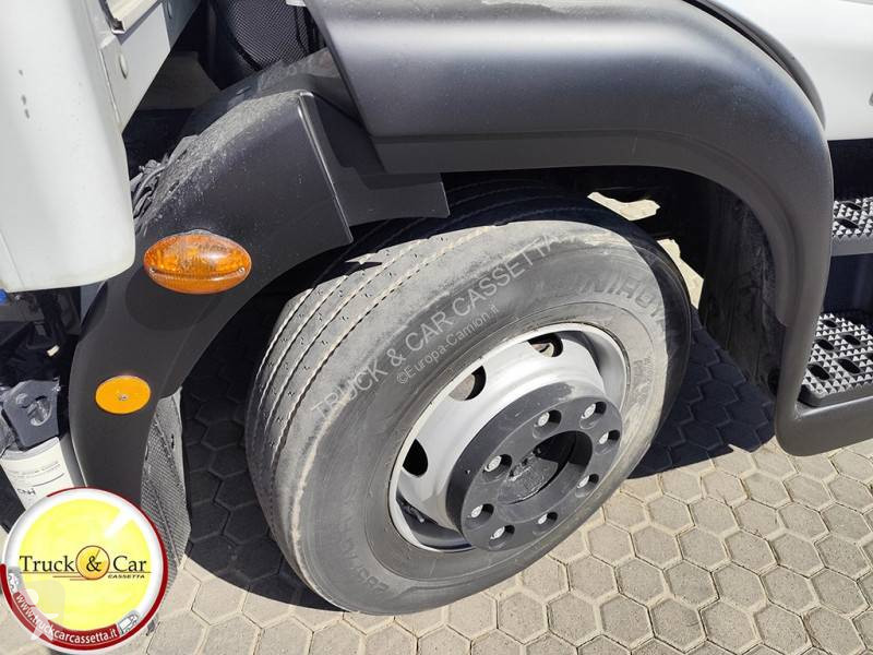 Kamion Iveco 140 E 22